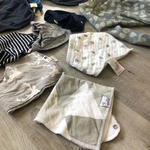 Baby bibs, feeding lot and placemat